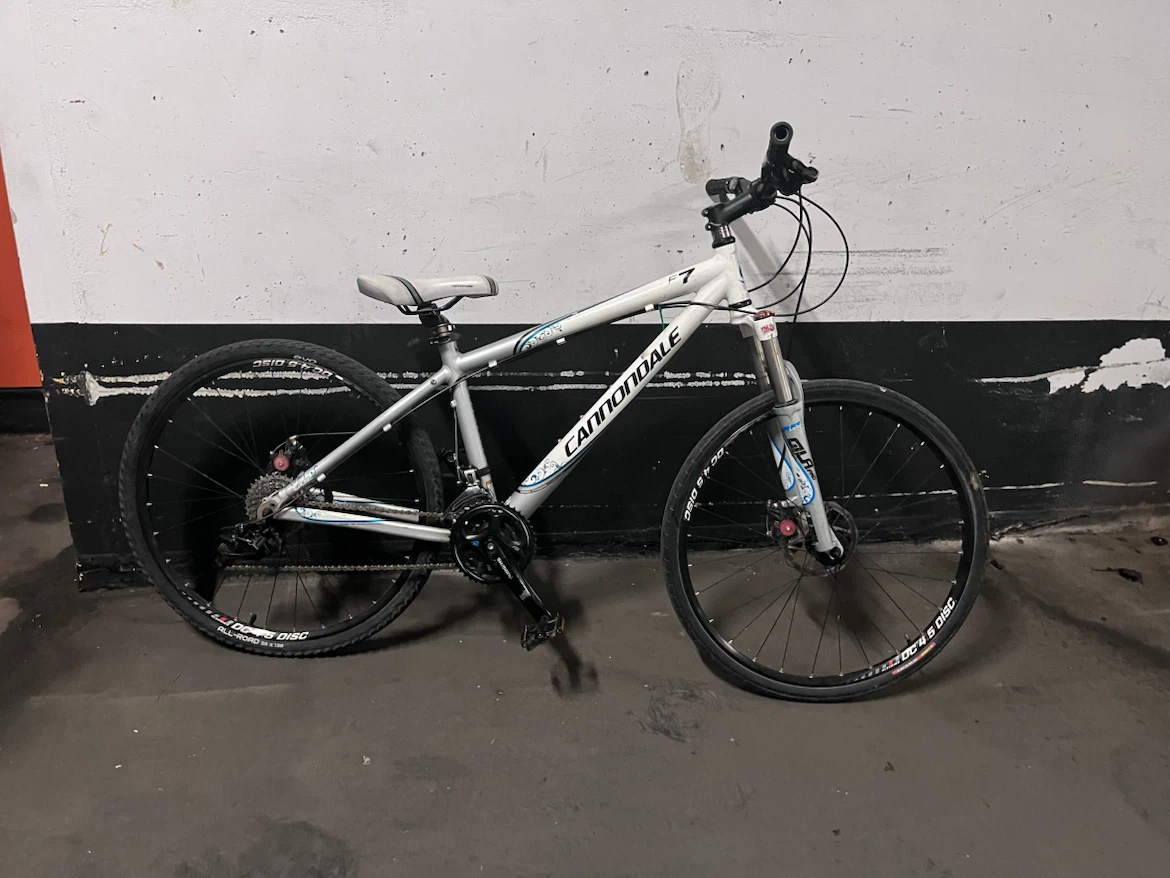 Cannondale F7 Mountain Bike - photo 3