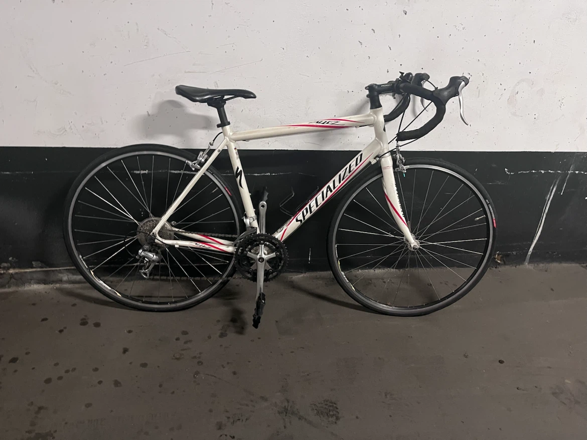 Specialized Allez Road Bike 2010