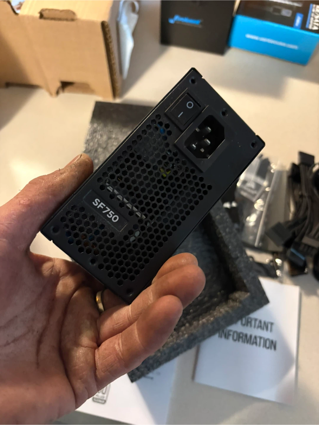 Corsair SF750 Platinum Power Supply - photo 5