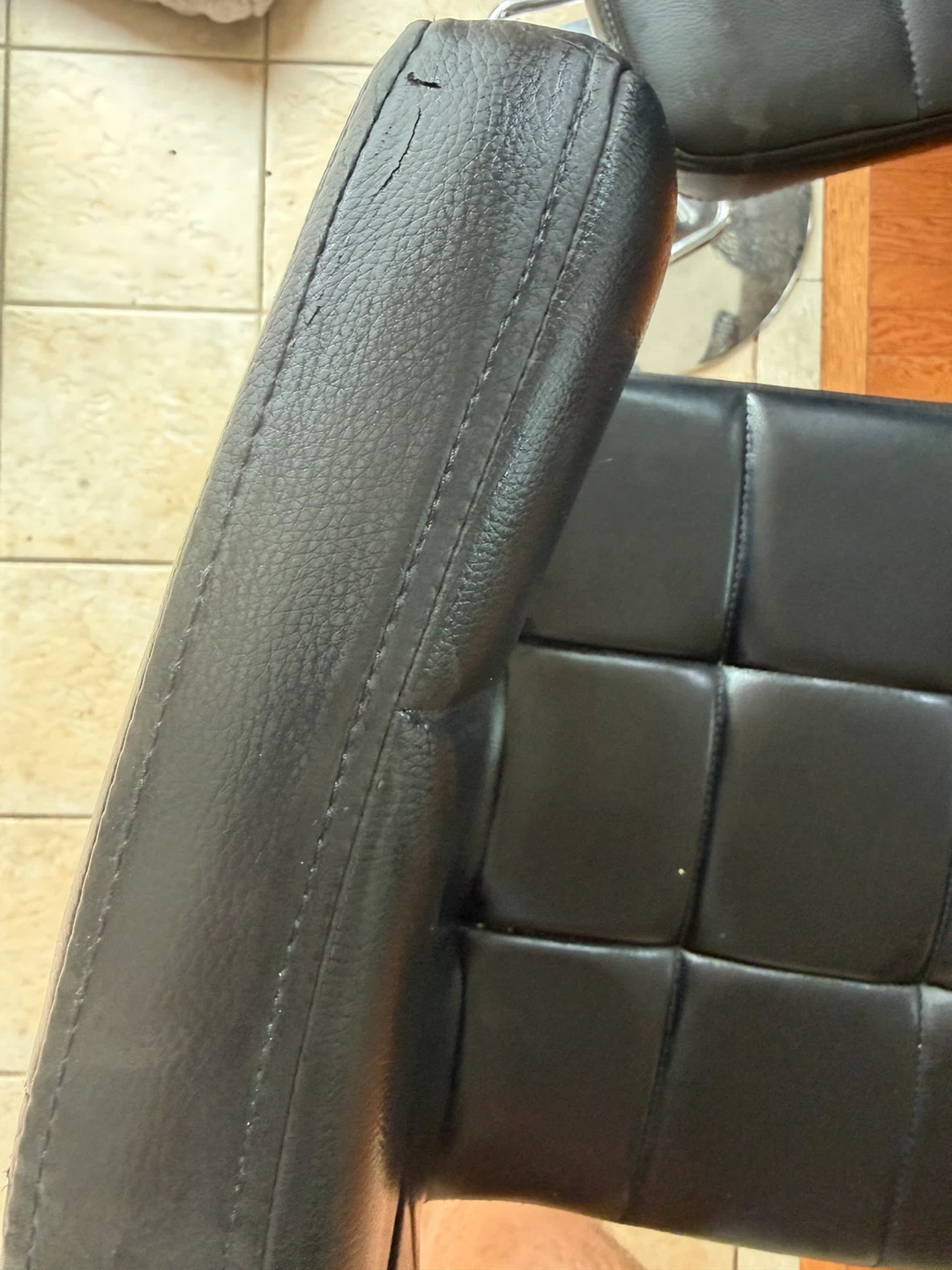 Black adjustable bar stools - photo 4
