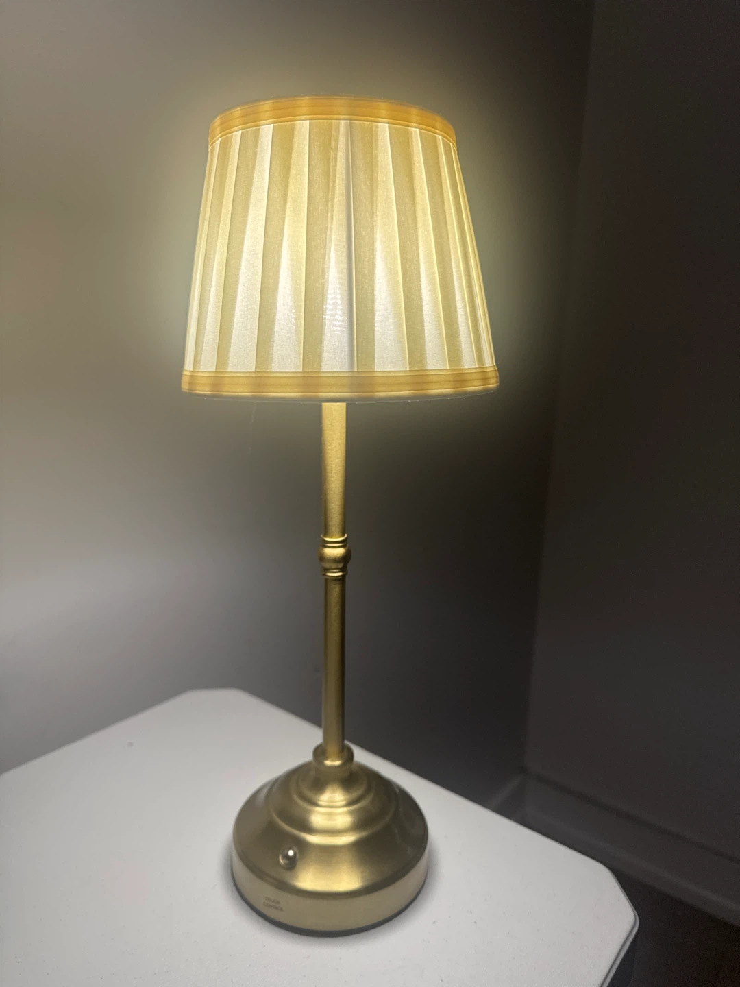 Gold Tone Touch Control Table Lamp - photo 4