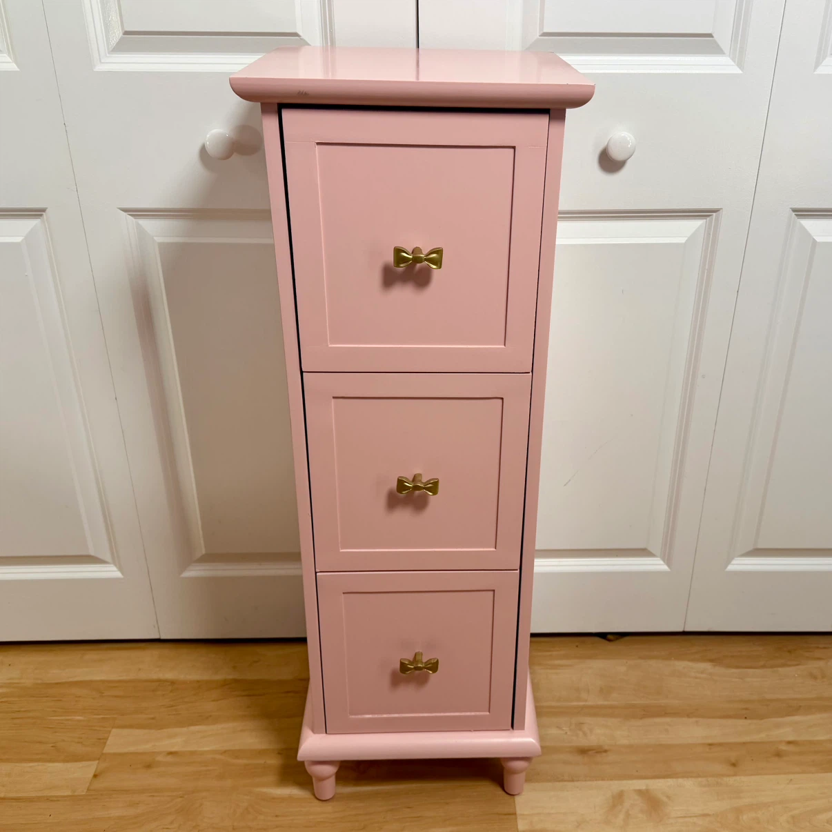 Pink 3 Drawer Dresser with Bow Knobs - photo 3