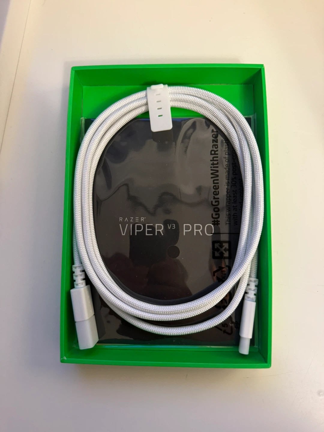 Razer Viper V3 Pro White Edition Wireless Gaming Mouse - photo 5