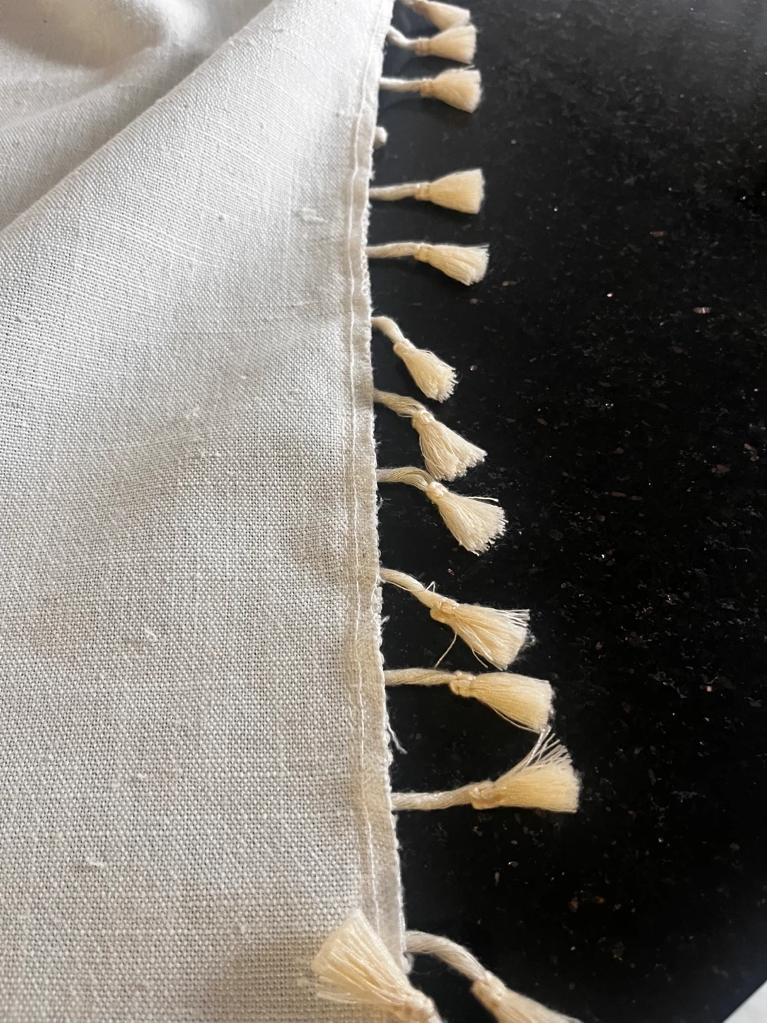 Lavino Embroidered Tablecloth - photo 2