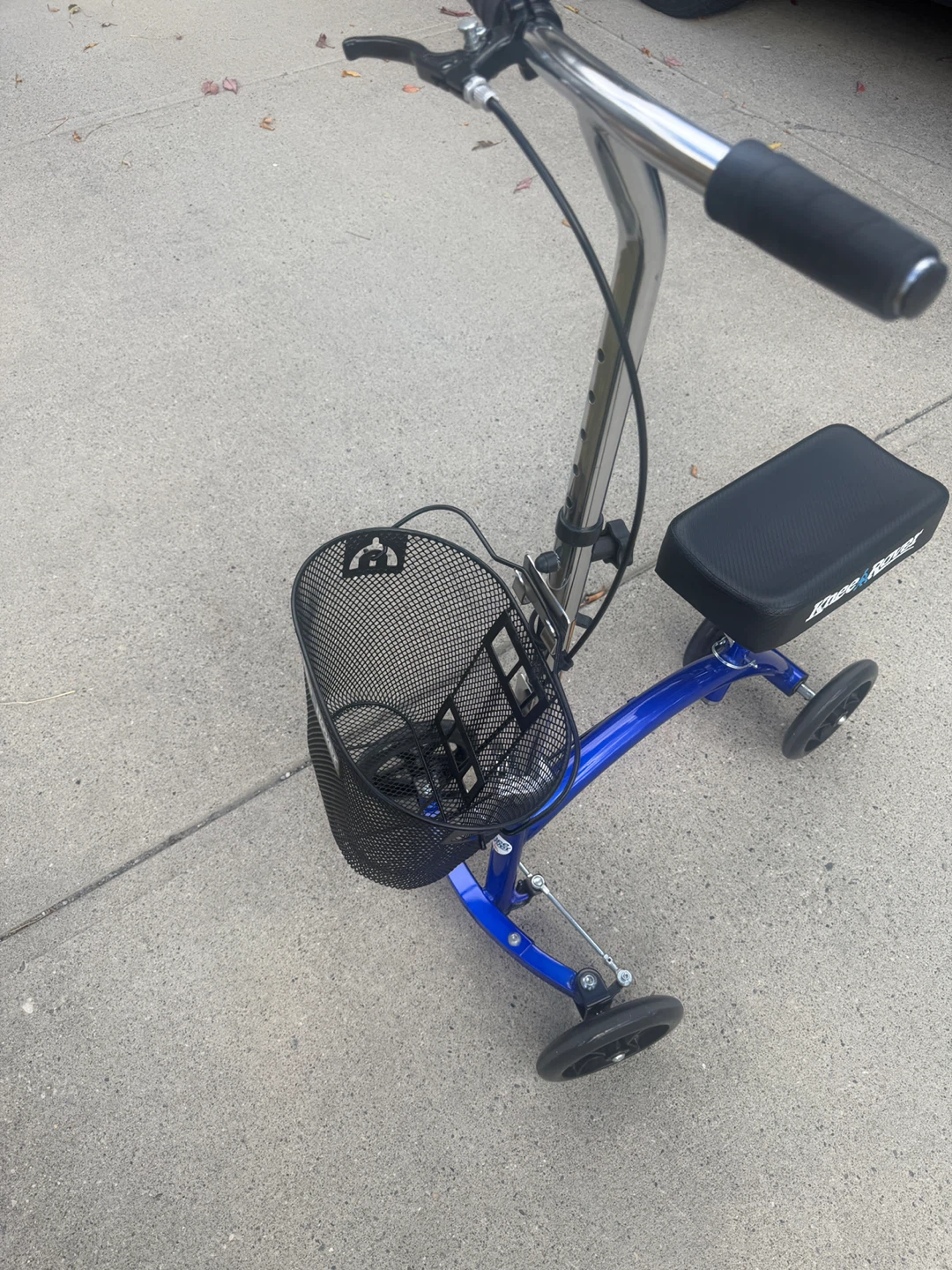 Knee scooter - photo 2