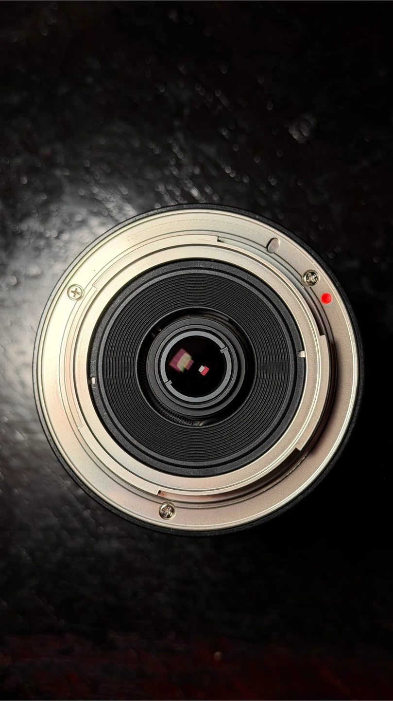 Bower 8mm f/3.5 Fish-Eye CS Lens for Canon EF APSC - photo 2