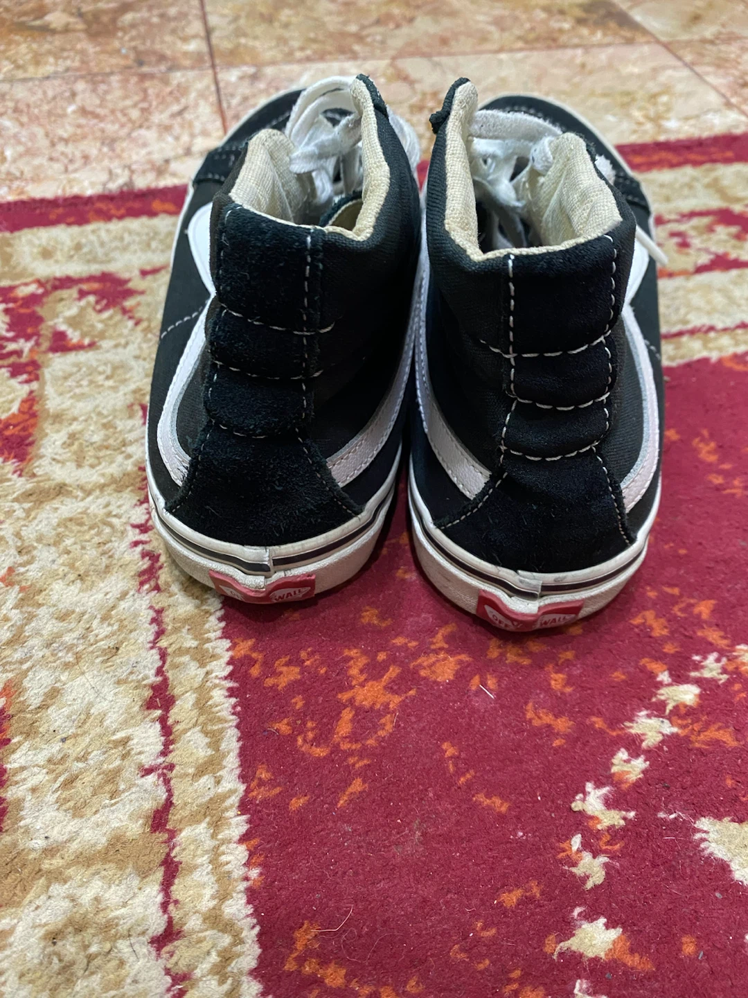 Vans sneakers (US Men's 6.5 / US Women's 8) - photo 4