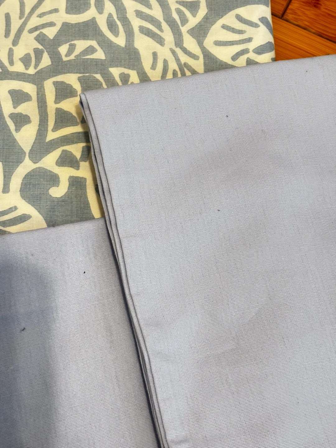 Set of Two Pillowcases & bed sheet - photo 2