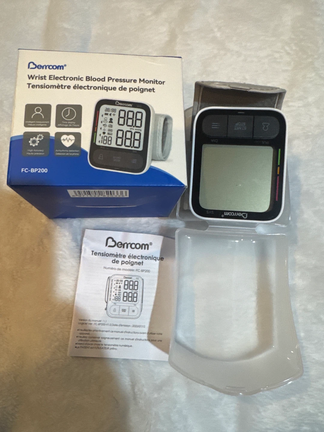 Berrcom Wrist Electronic Blood Pressure Monitor FC-BP200