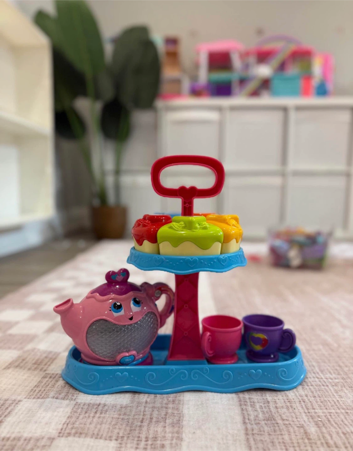 LeapFrog Musical Rainbow Tea Set
