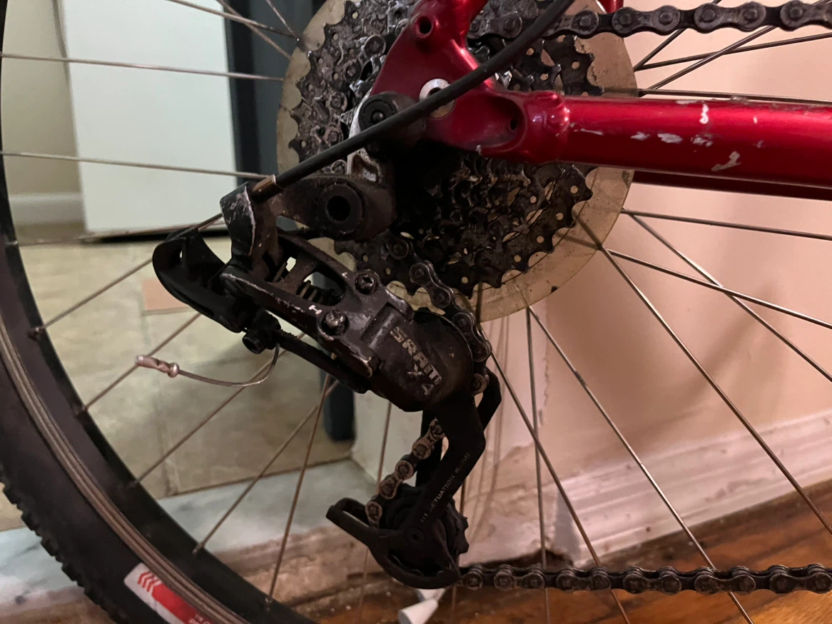 Specialized Hardrock Mountain Bike - photo 4