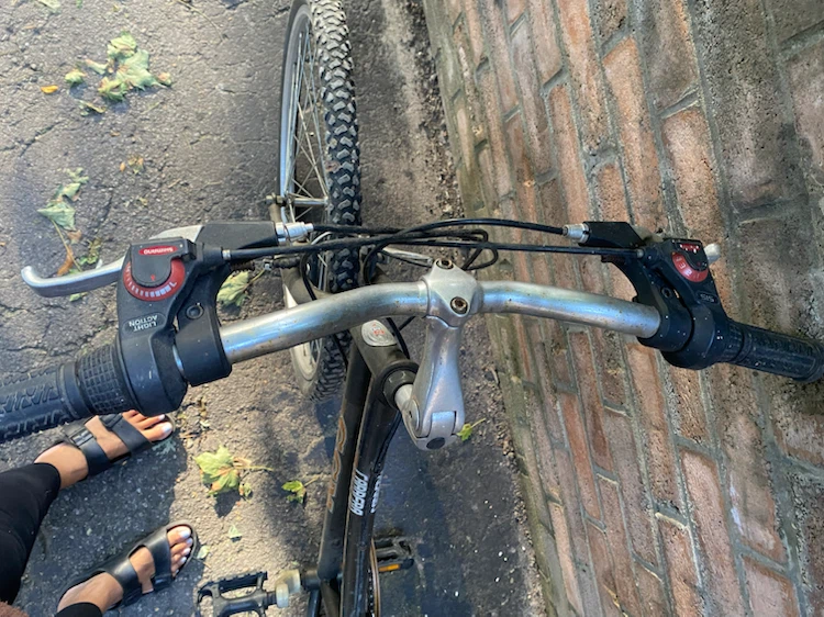 CCM Carrera 15-Speed Mountain Bike - photo 3