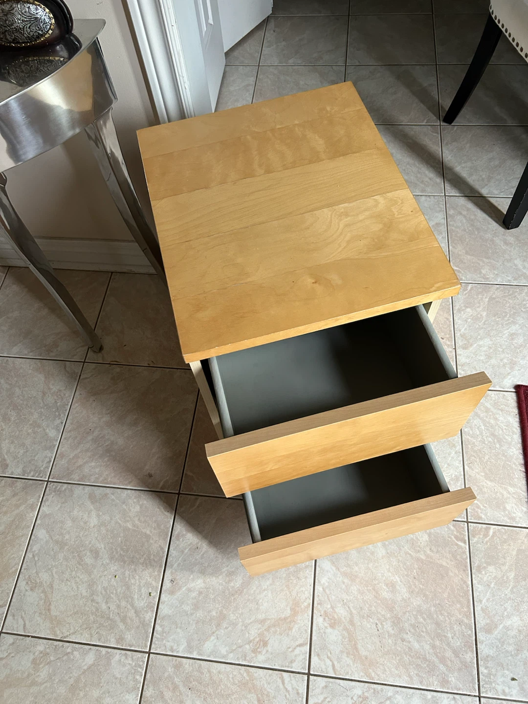 Light Wood 2-Drawer Ikea MALM Bedside Table - photo 3