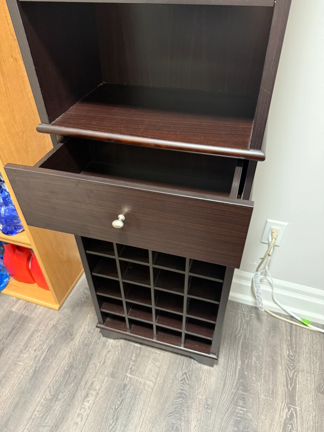 Espresso Wood Wine Cabinet & Bar Hutch – Excellent Condition - photo 5