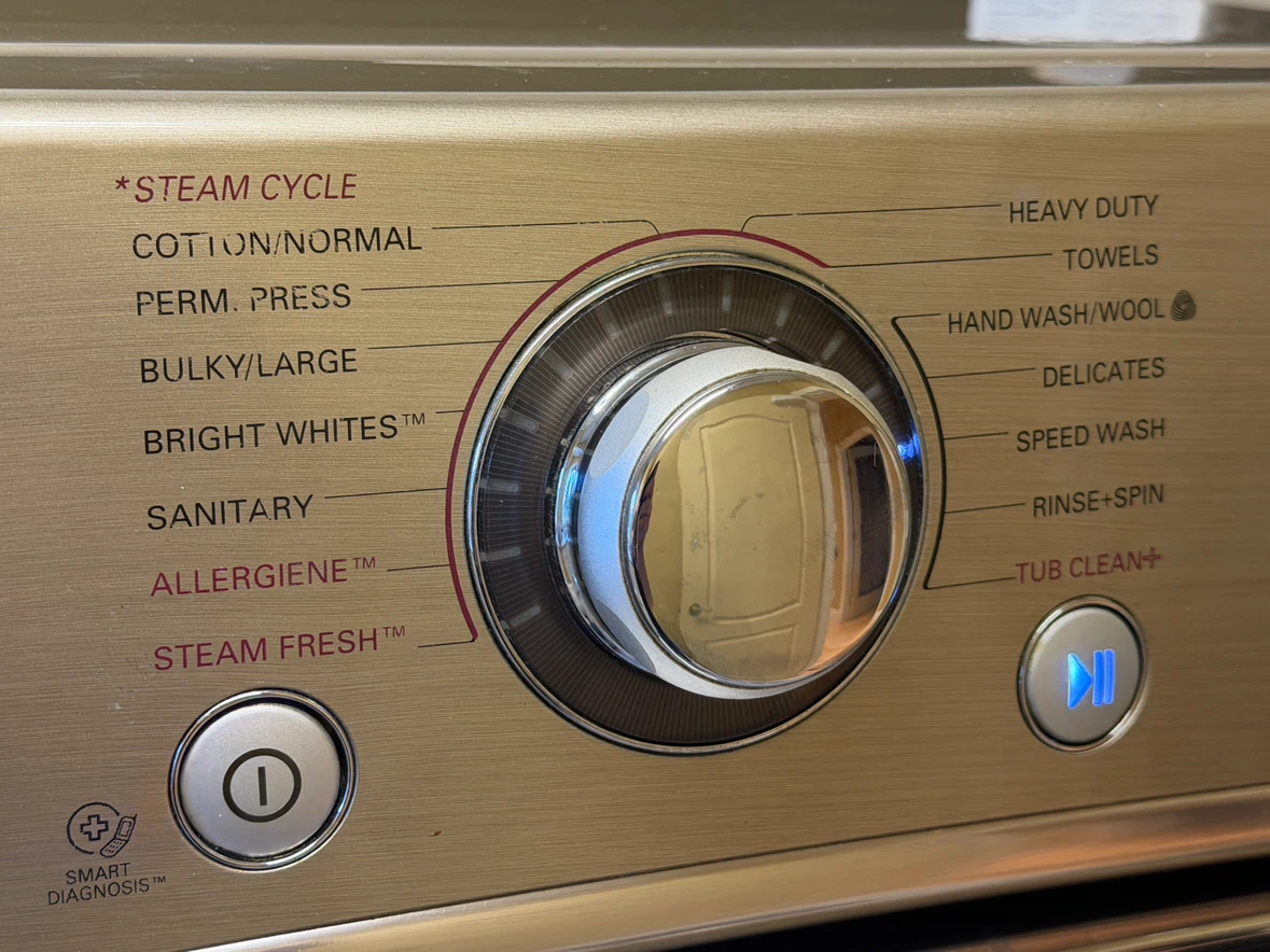 LG Steam Washer and Dryer Set - photo 4