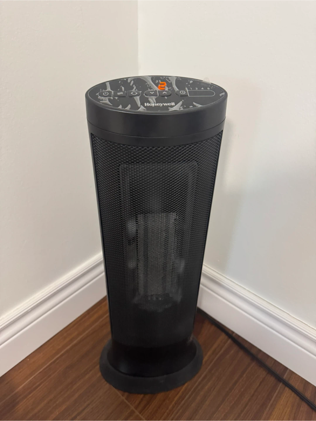 Honeywell Slim Ceramic Tower Heater HCE317BC
