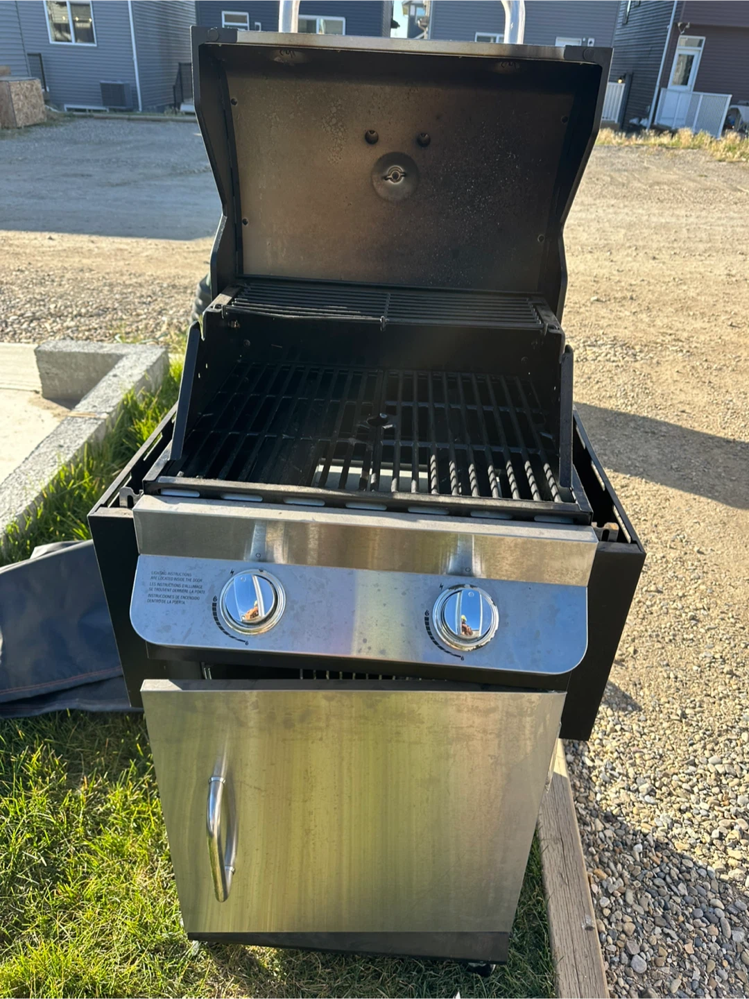 Dyna-Glo 2-Burner Gas Grill - photo 2