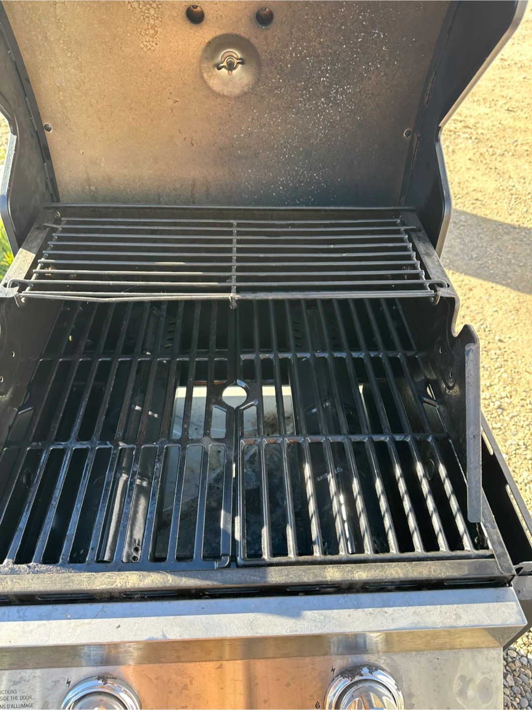 Dyna-Glo 2-Burner Gas Grill - photo 3