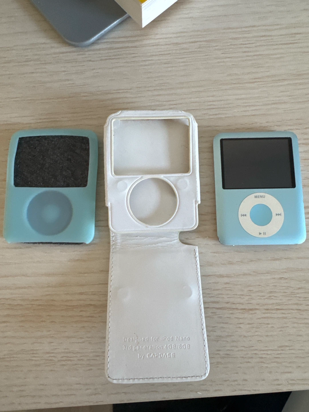 Apple iPod Nano 3rd Generation 8GB