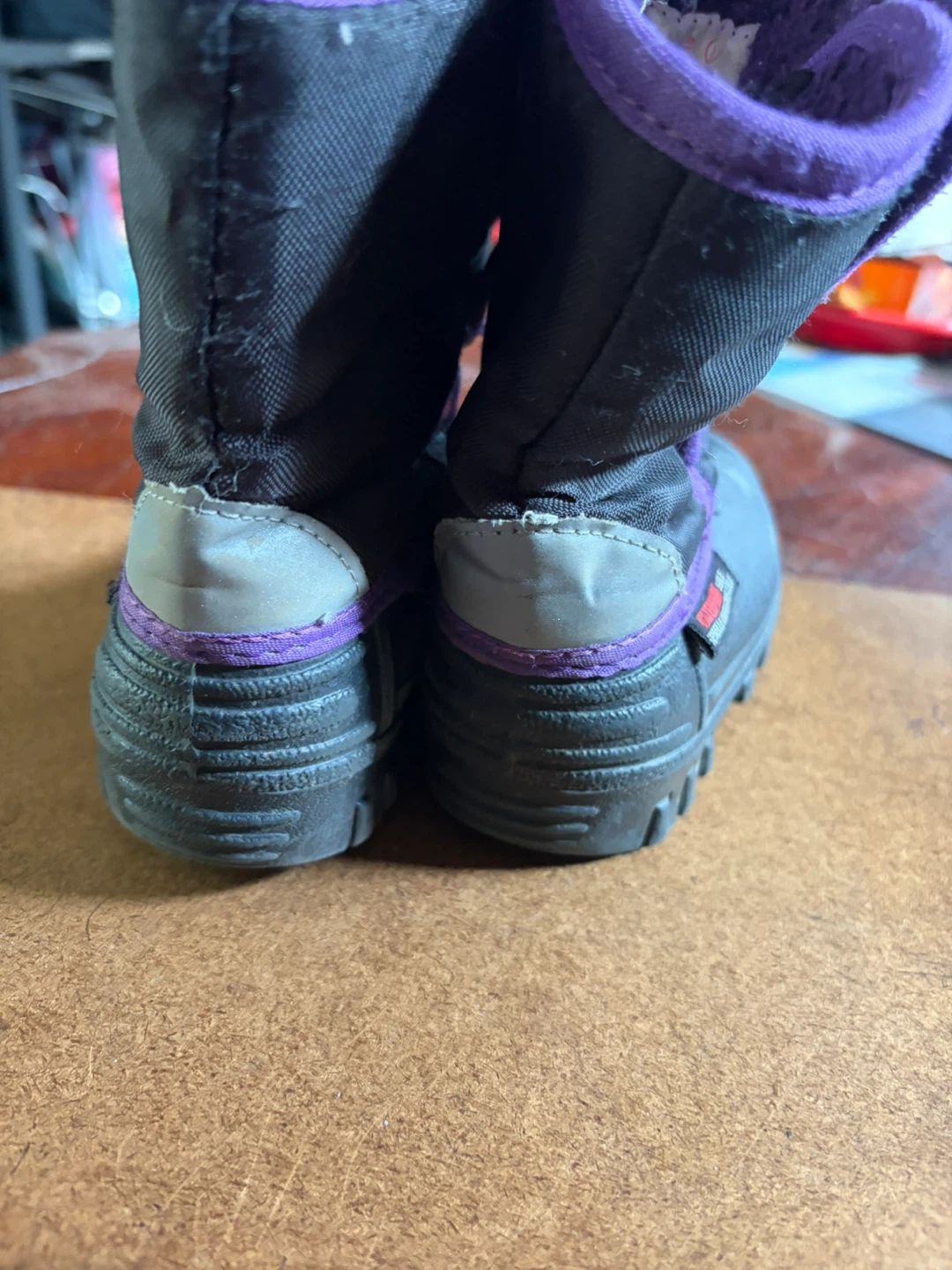 Girls' Black Winter Boots Size 5 - photo 3