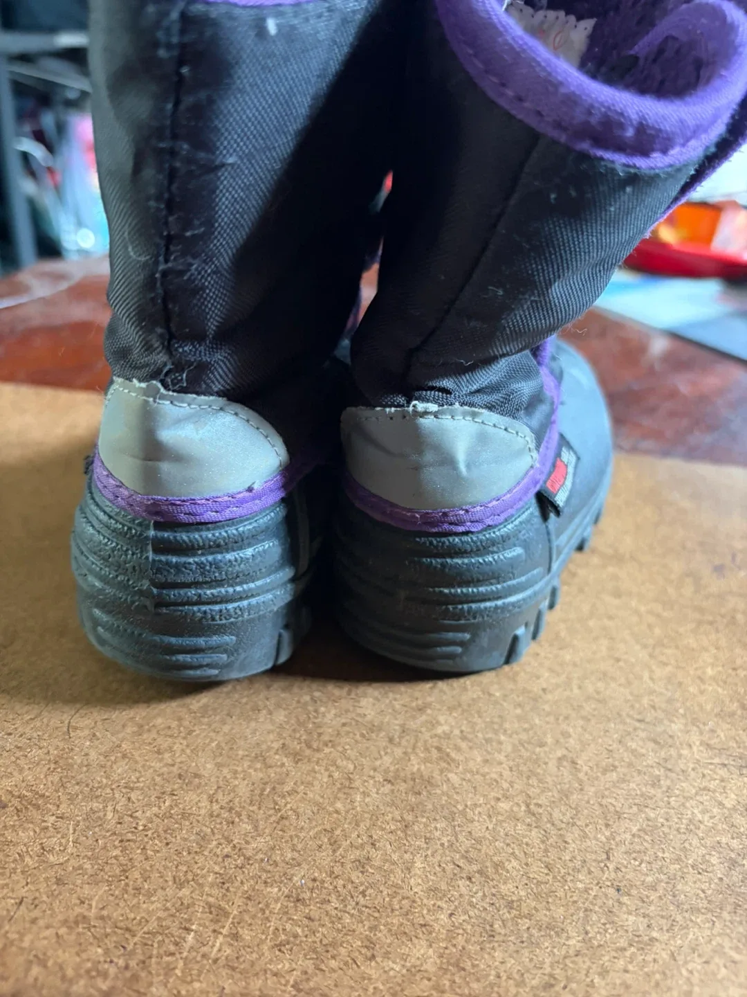 Girls' Black Winter Boots Size 5 - photo 3
