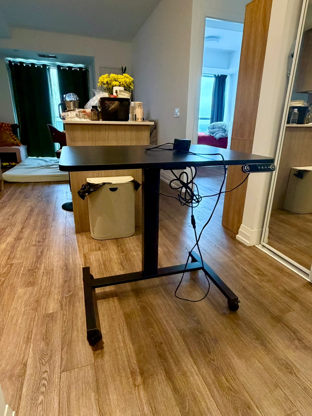 Electric Standing Desk + Gaming/Office Chair – Home Office Set - photo 5