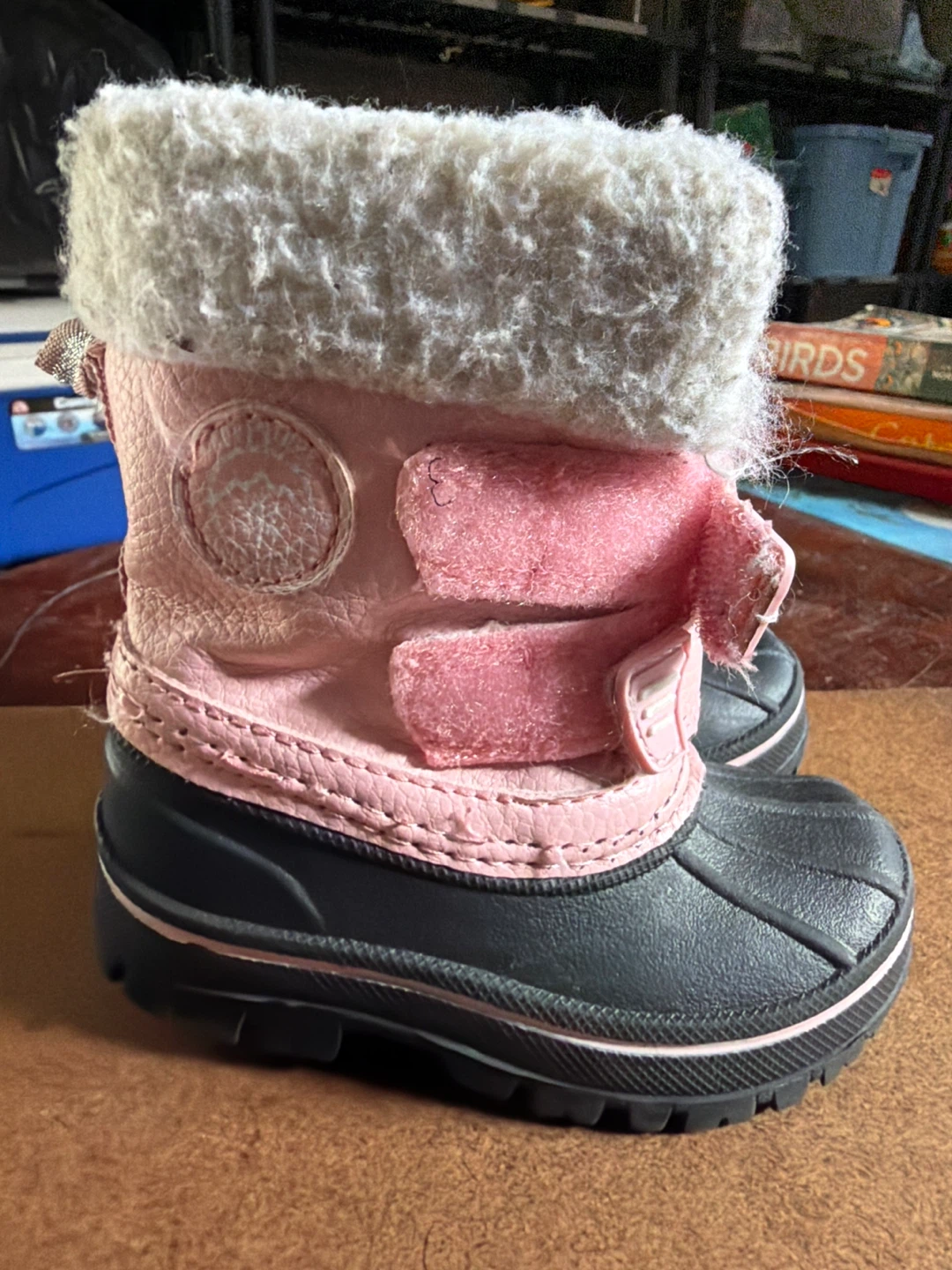 Joe Fresh Pink Winter Boots Size 4 - photo 2