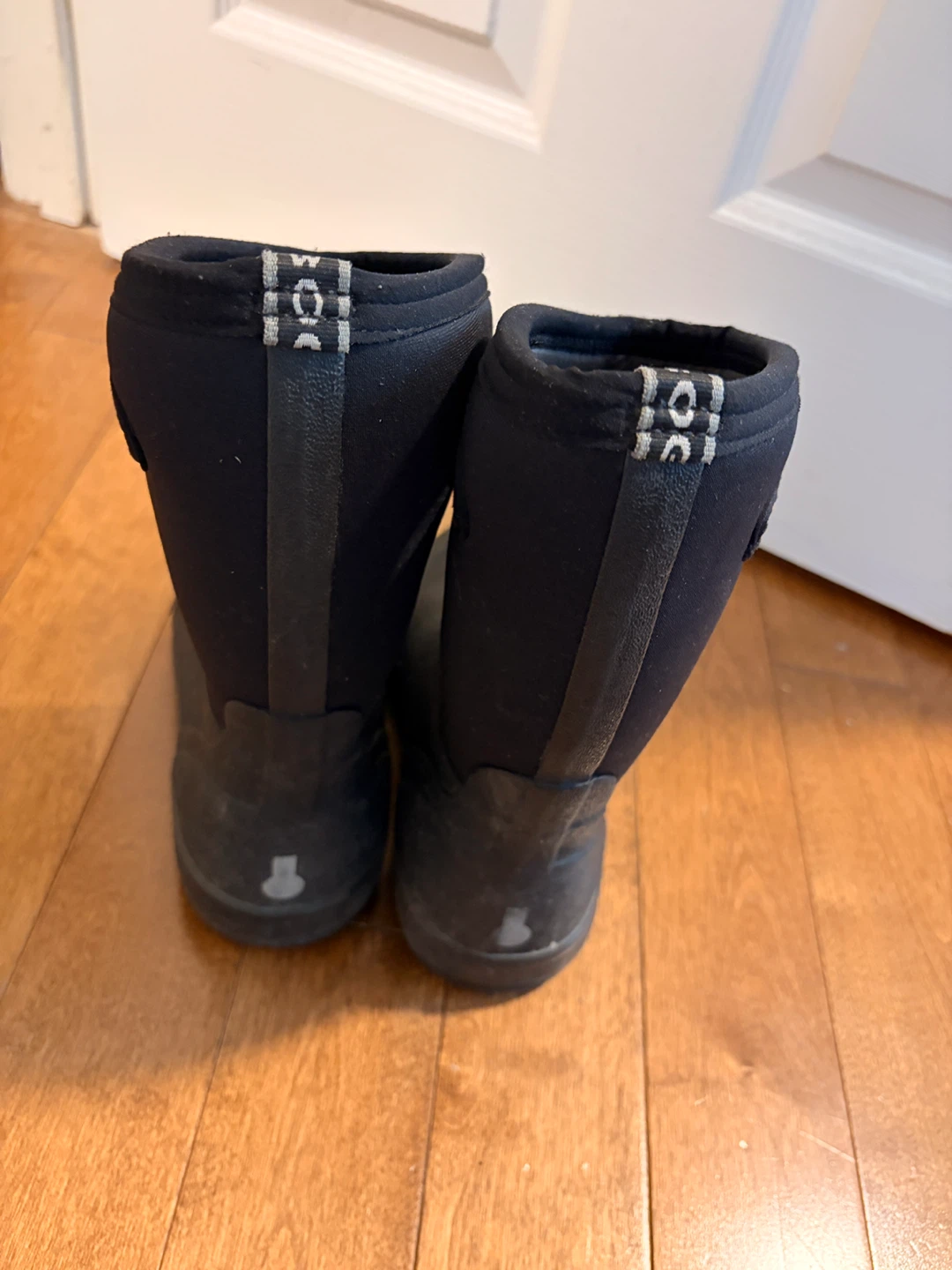 Bogs kids snow boots