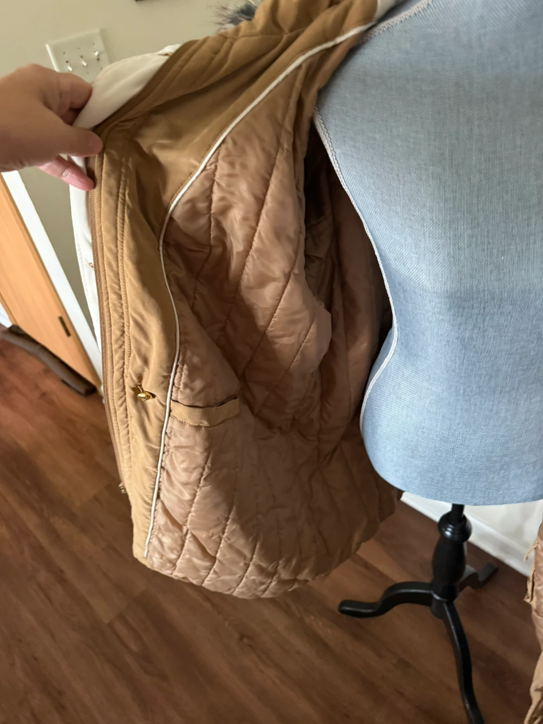 Tan hooded winter parka size 2X - photo 5