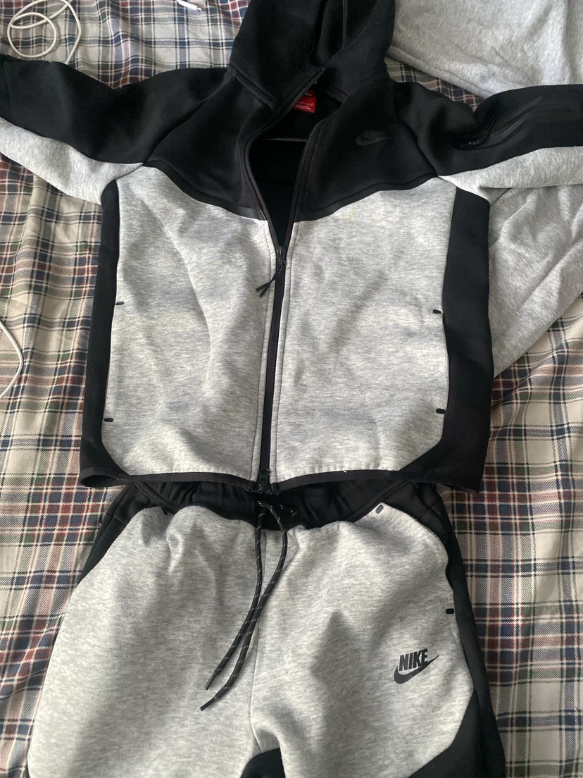Nike Tech Fleece Tracksuit - photo 5