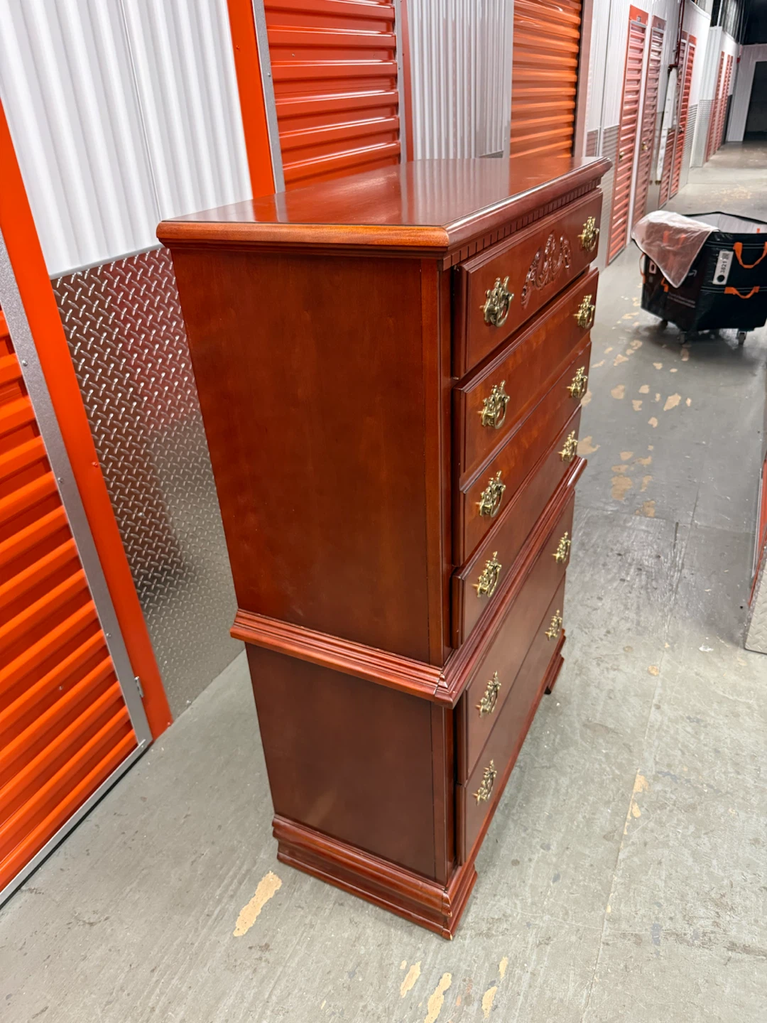5-Drawer Tall Chest / Highboy Dresser – Excellent Condition - photo 3