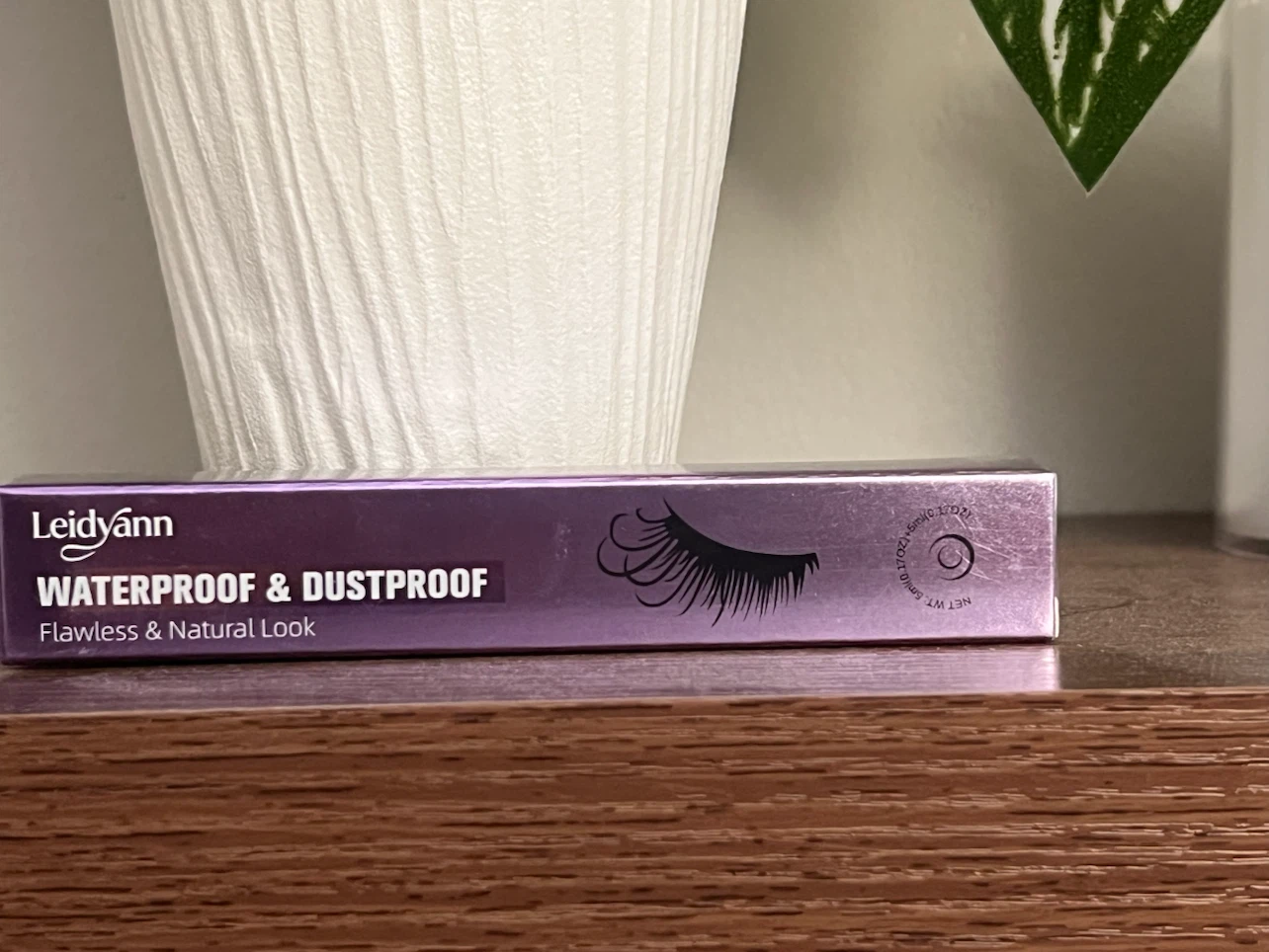 Leidyann Waterproof & Dustproof Eyelash Adhesive - photo 2