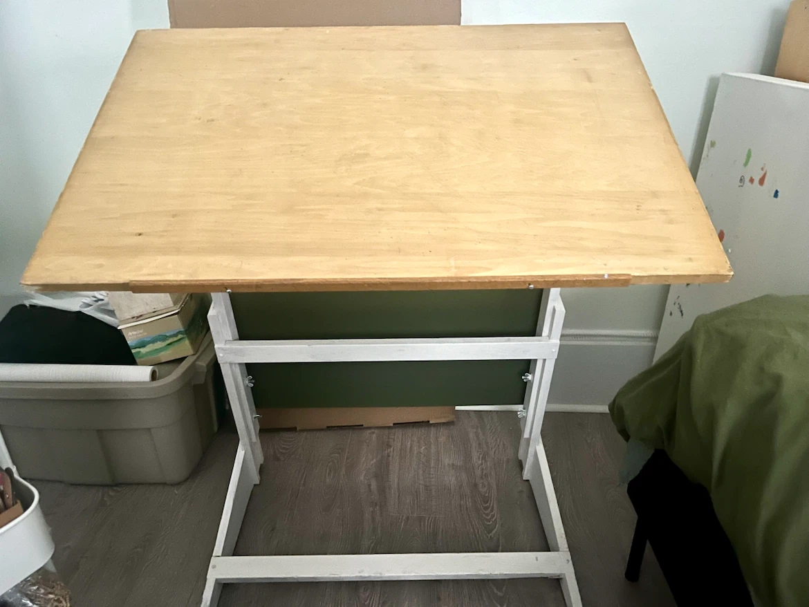 Adjustable Drafting Table