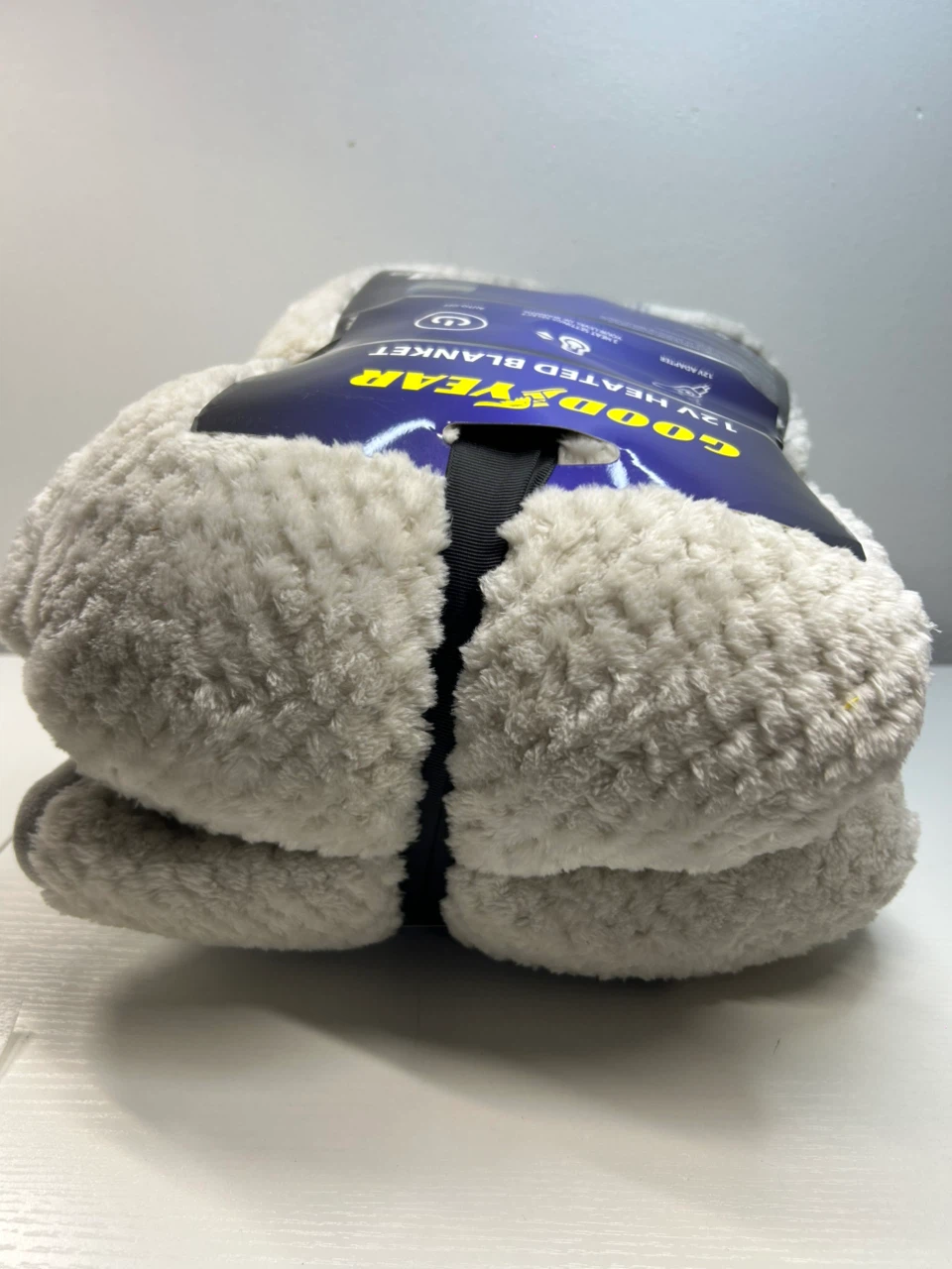 Goodyear 12V Heated Blanket - photo 4
