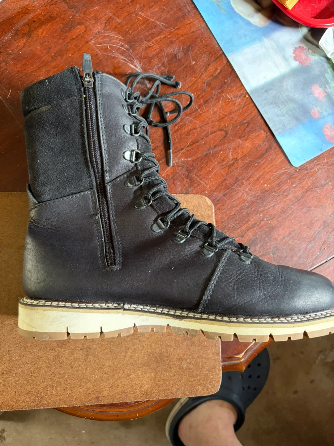 Martins Black Leather Boots Size 10M - photo 4