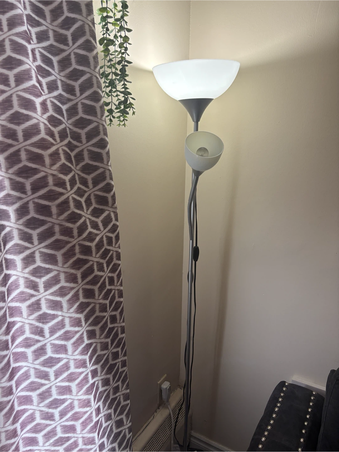 Floor Lamp with Adjustable Reading Light