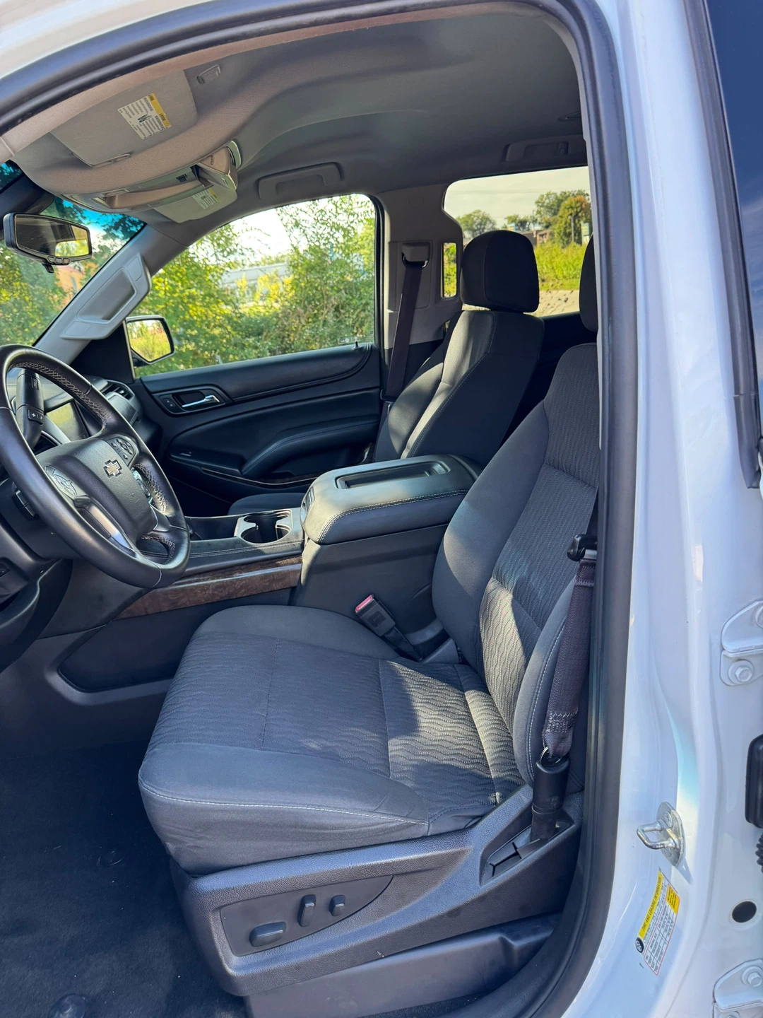2016 Chevrolet Tahoe LS AWD White - photo 5