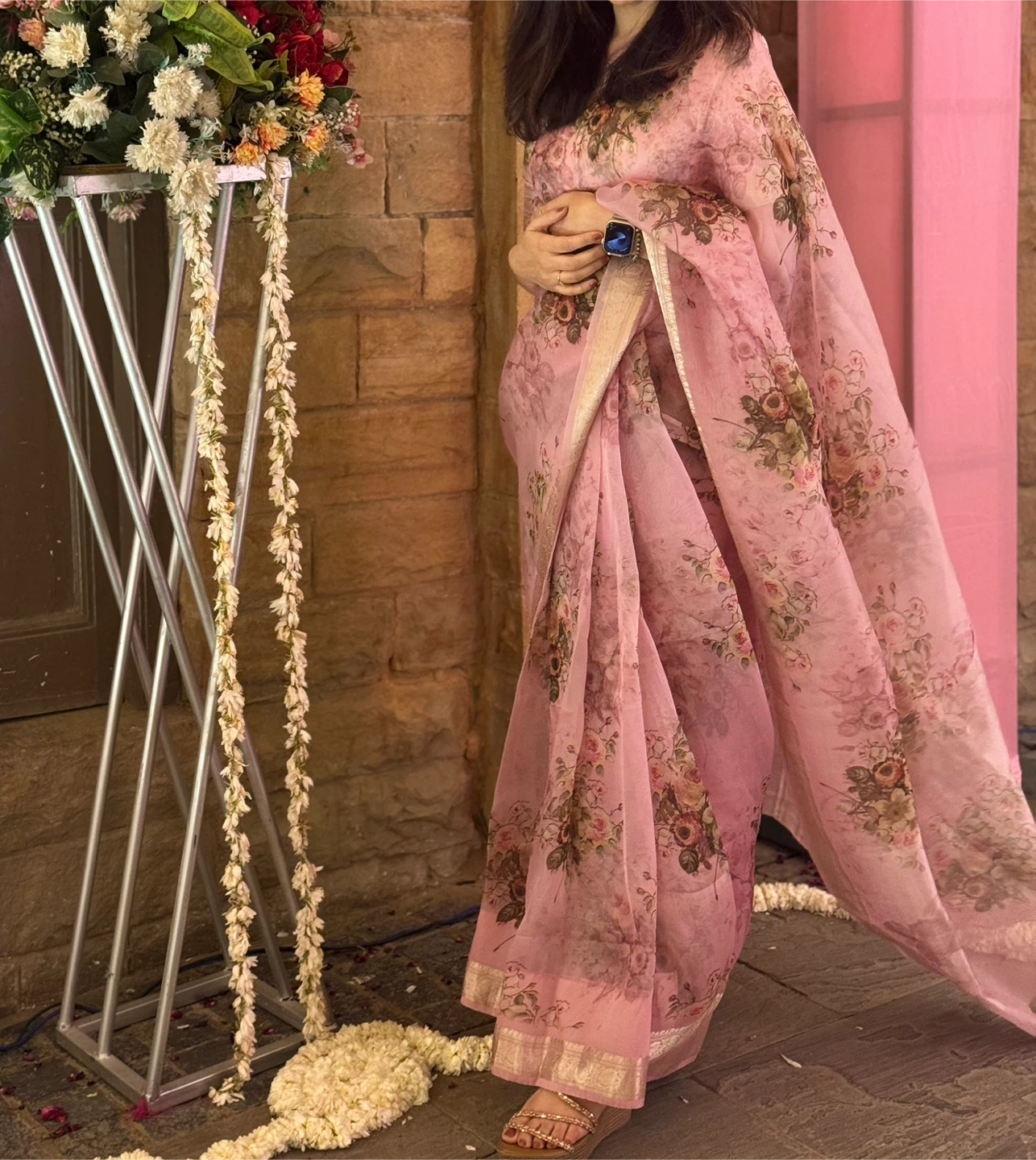 Floral Pink Organza Saree - photo 2
