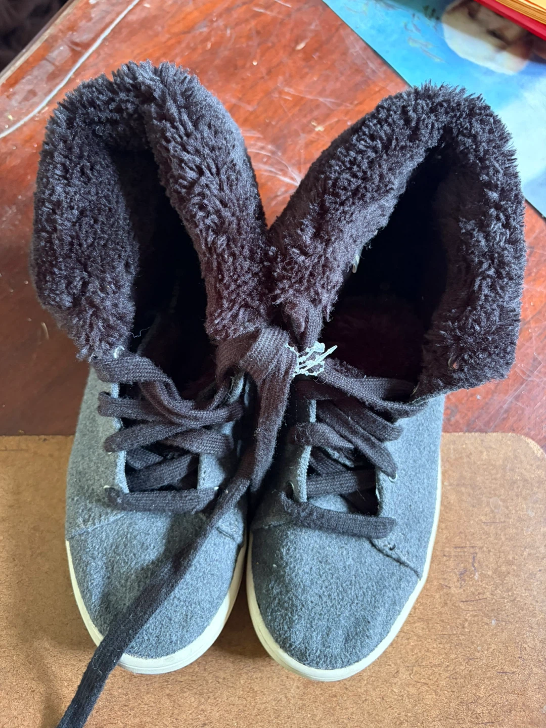 Airwalk grey faux-fur lined sneakers
