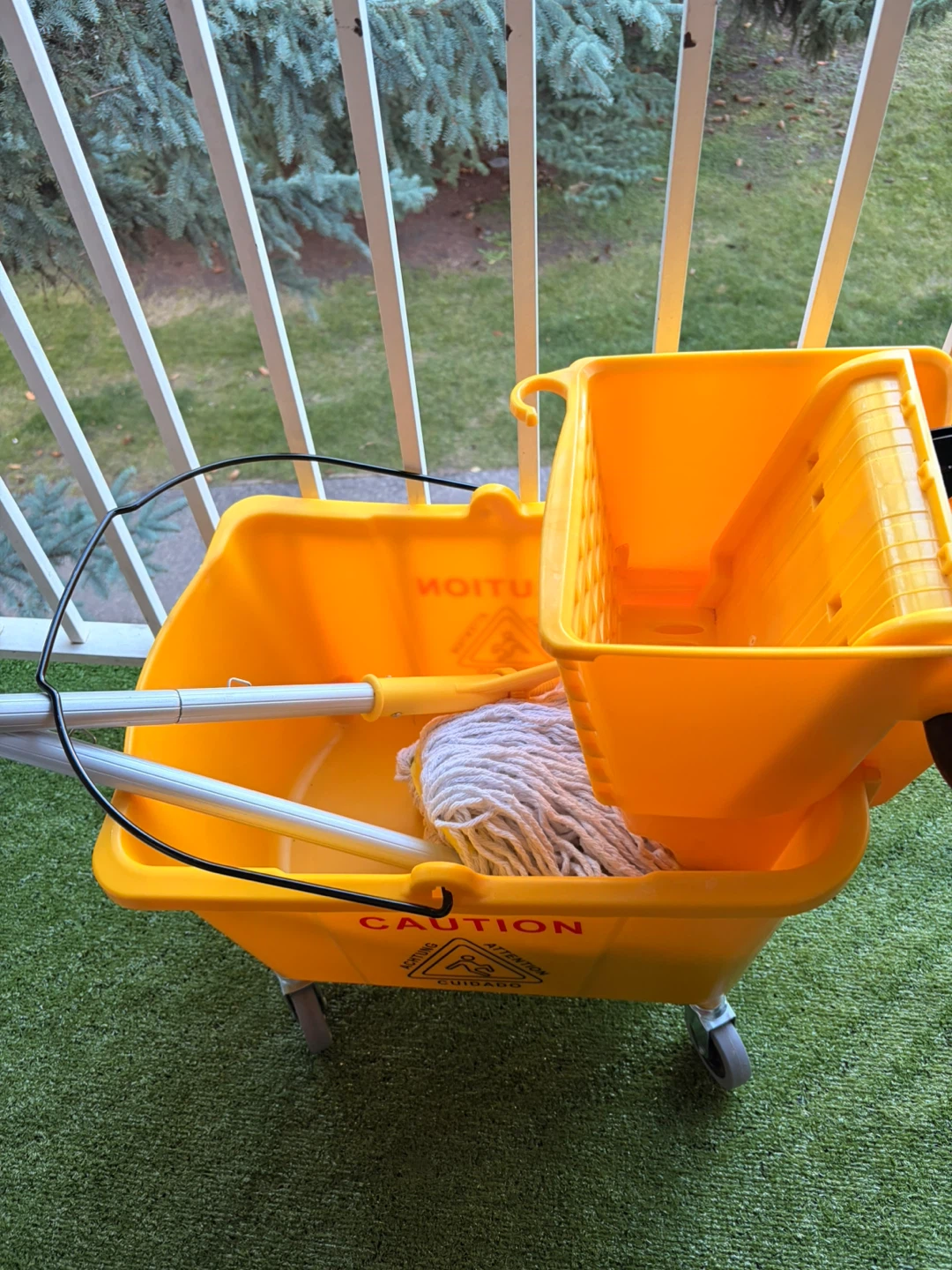 Commercial Mop Bucket with Wringer - photo 4