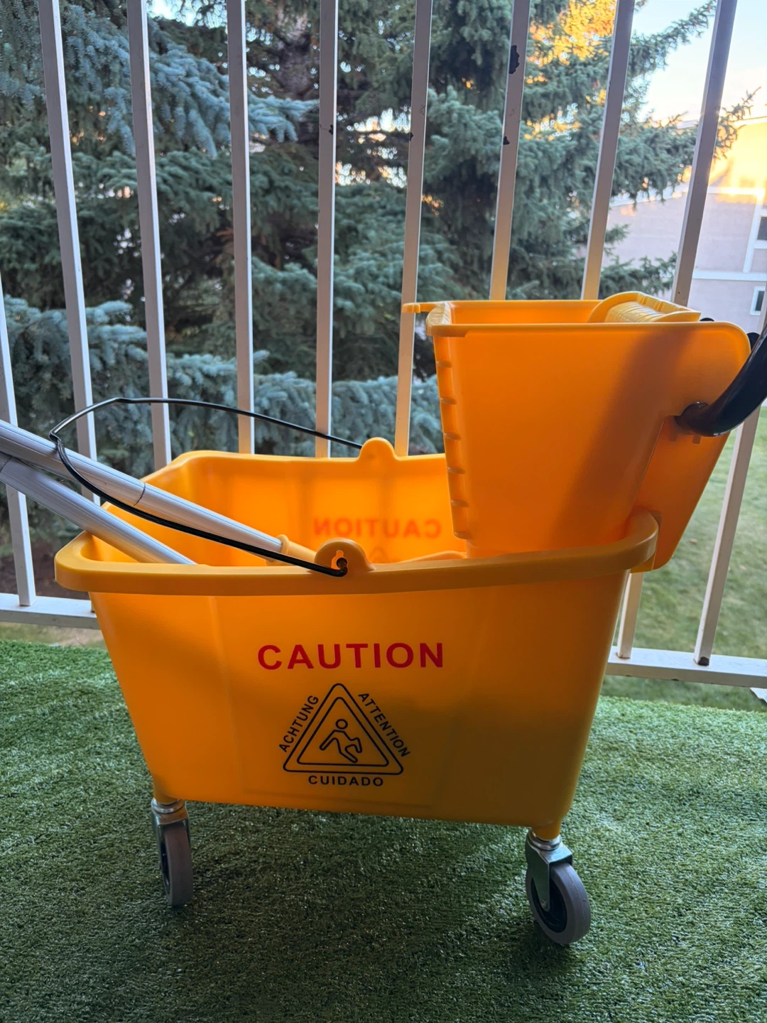 Commercial Mop Bucket with Wringer - photo 5