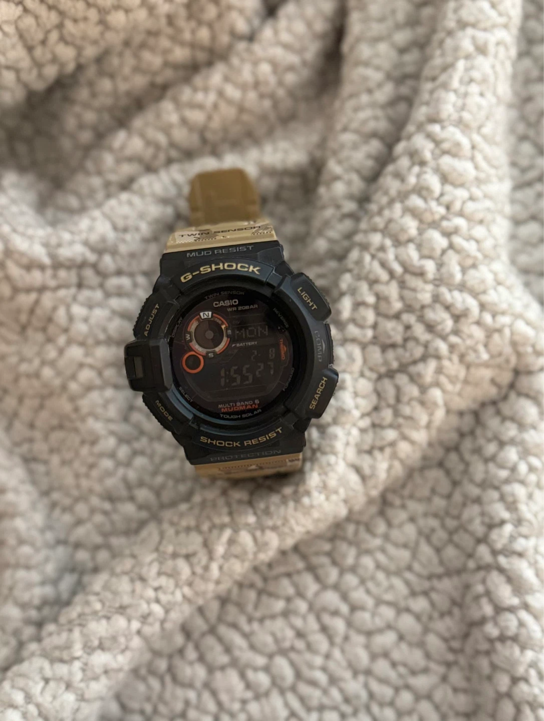 Casio G-Shock Mudman Watch Limited Edition solar charge - photo 4