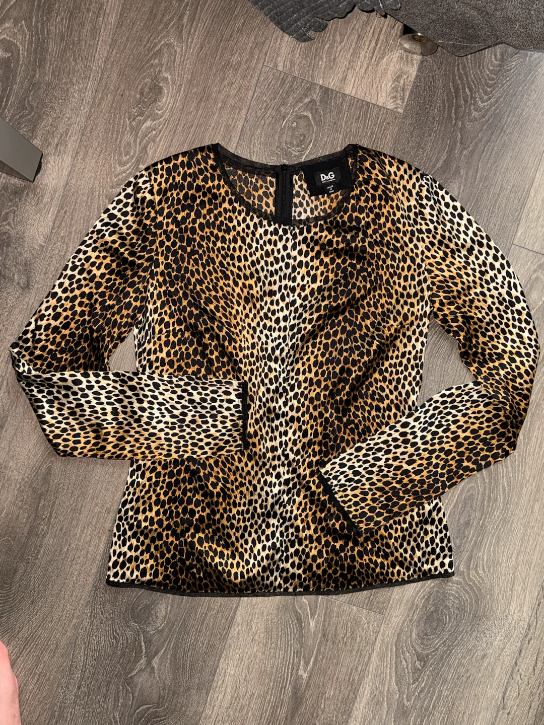 D&G Dolce & Gabbana silk Leopard Print Long Sleeve Top - photo 3
