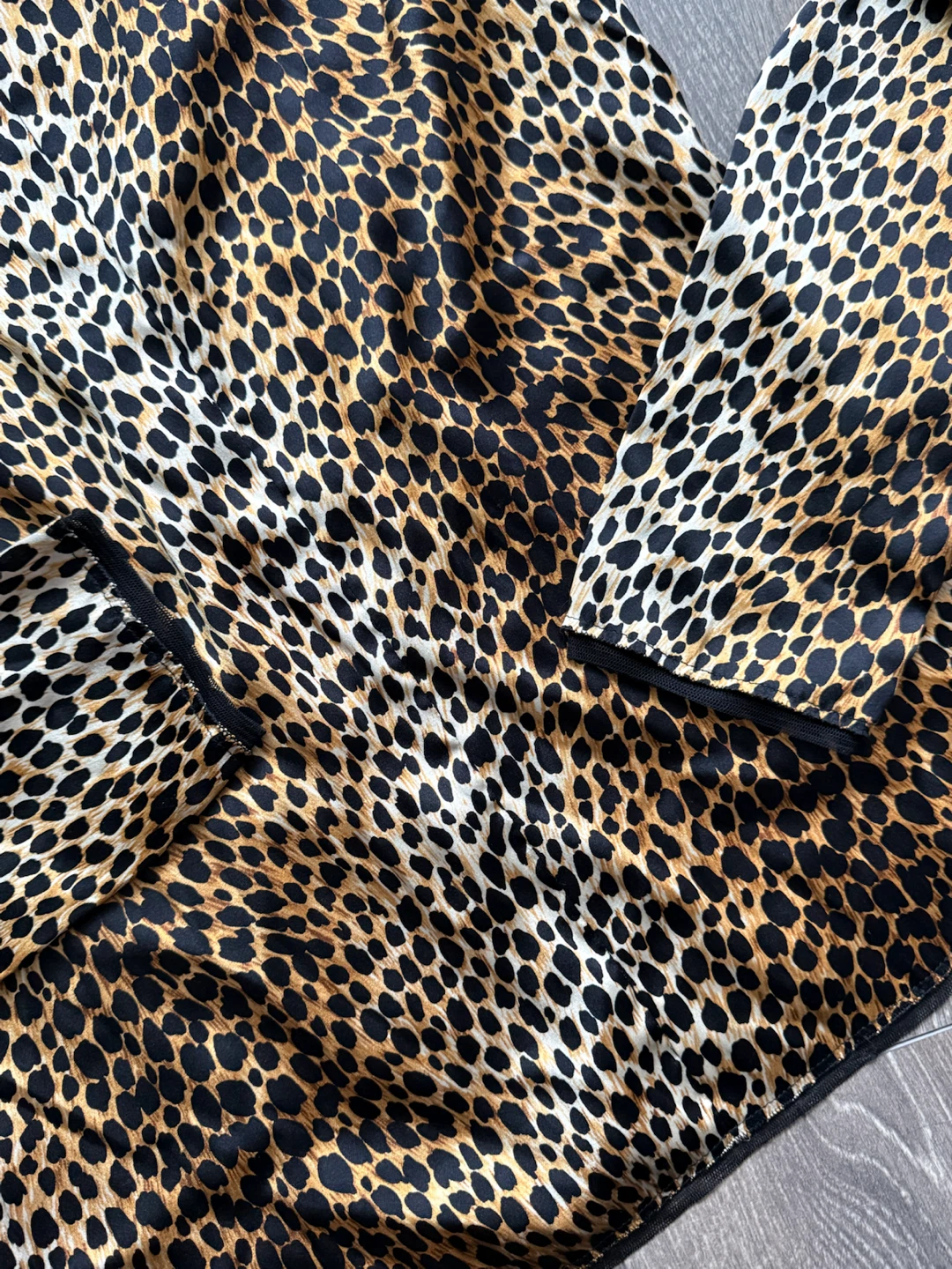D&G Dolce & Gabbana silk Leopard Print Long Sleeve Top - photo 5
