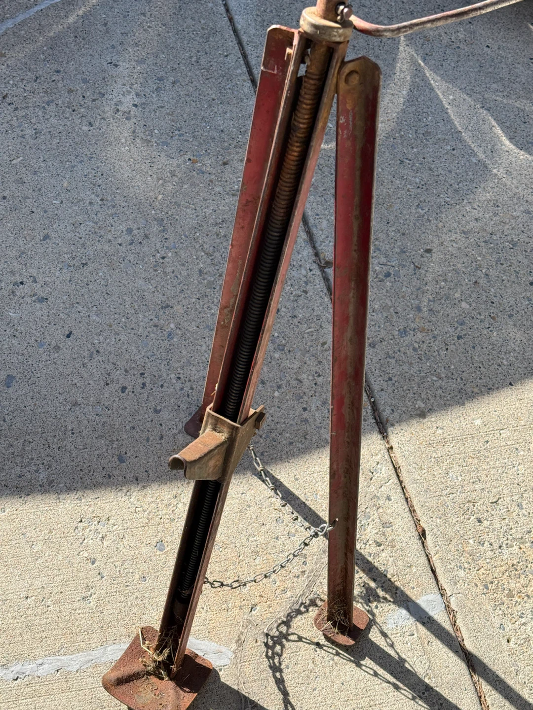 VINTAGE TRAILER JACK