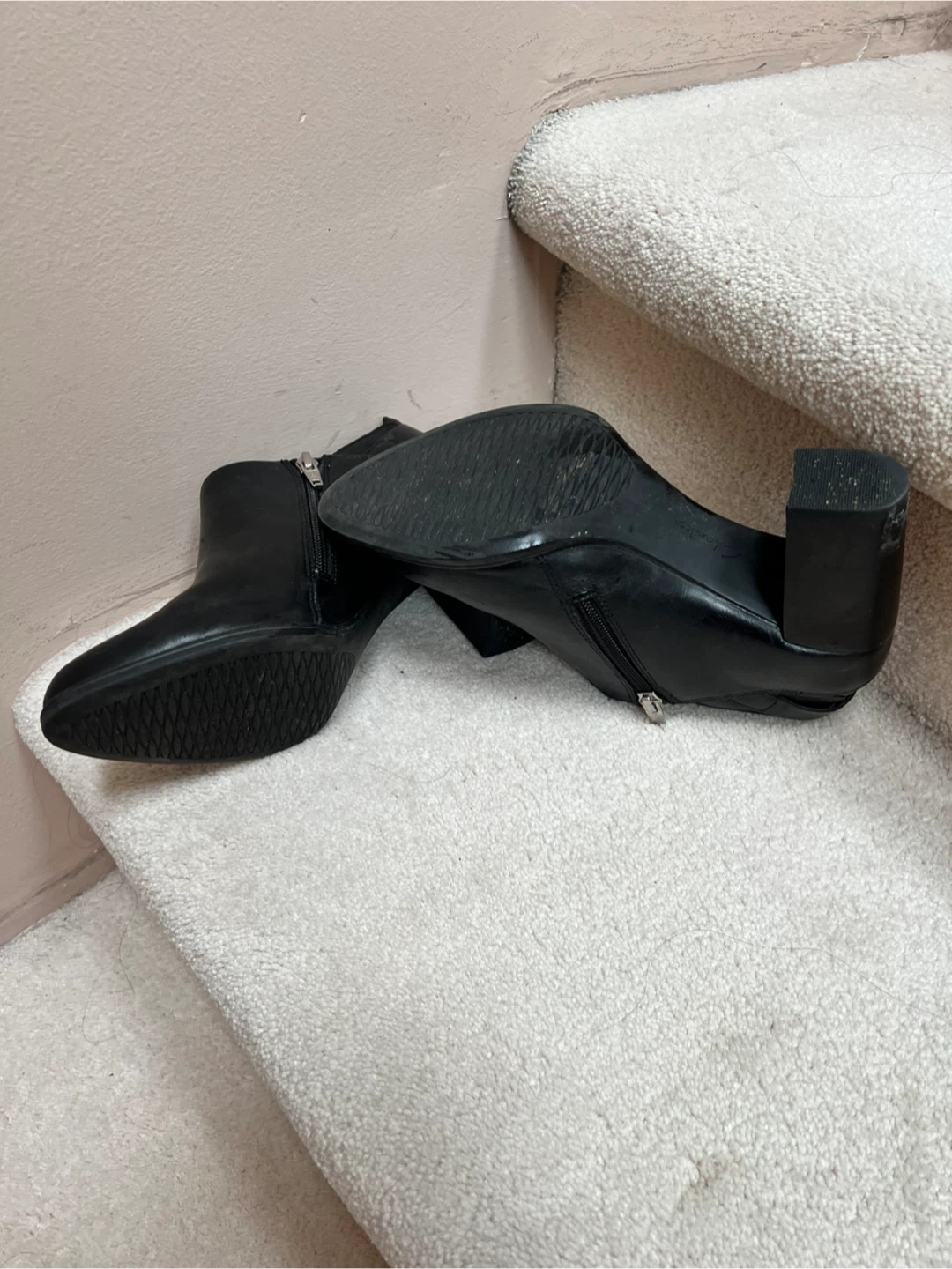 Clarks Black Ankle Boots, size 8 - photo 2