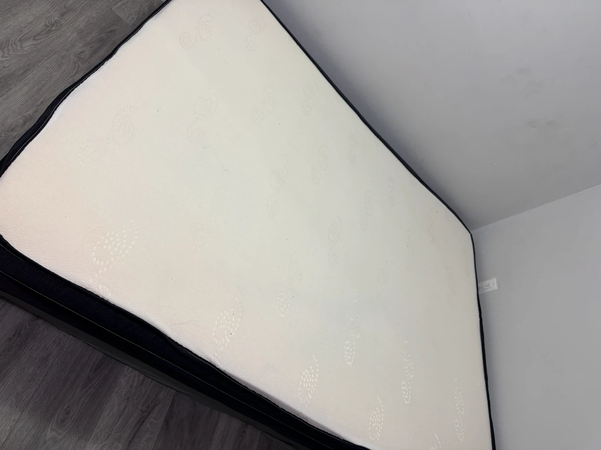 Mattress - photo 3