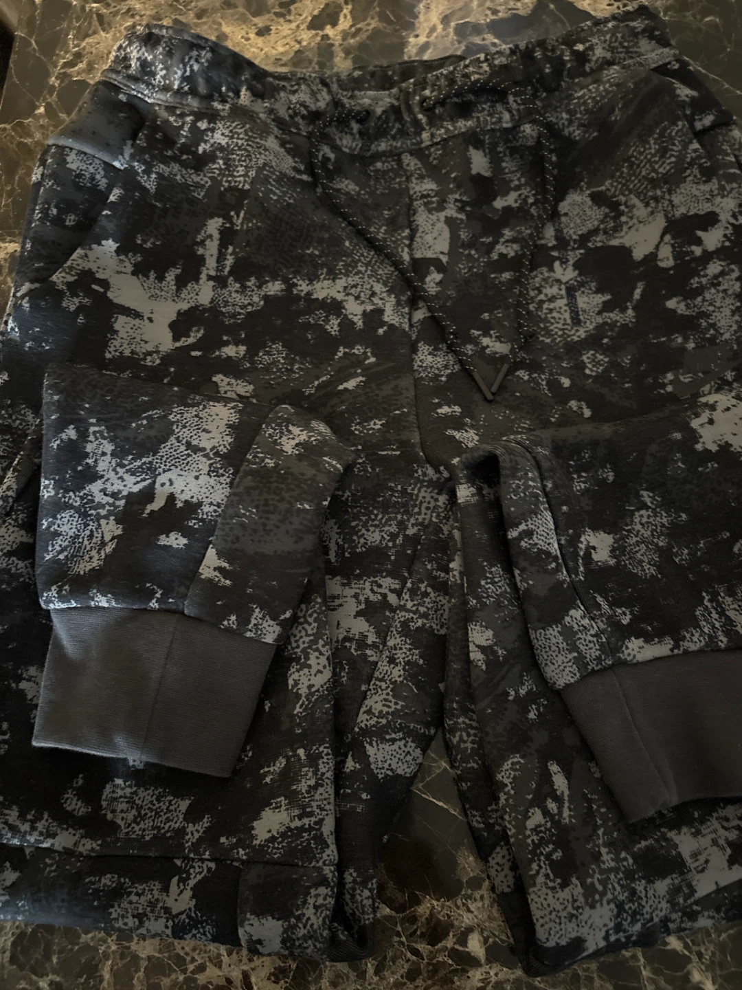Nike Camo Joggers - Medium - photo 2