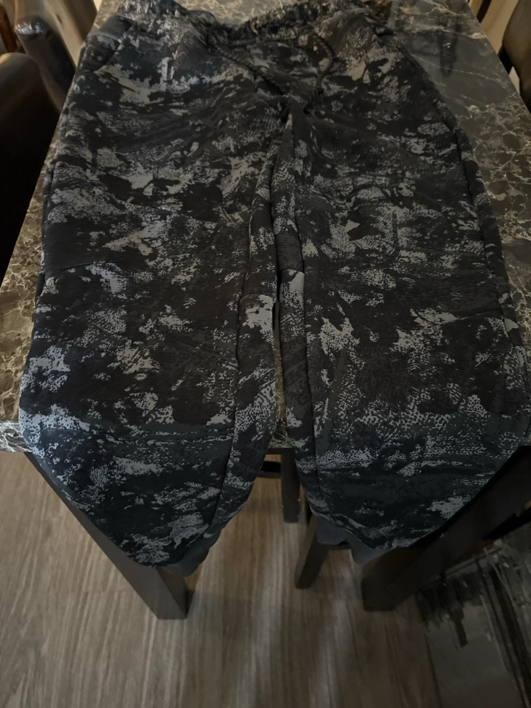 Nike Camo Joggers - Medium - photo 3