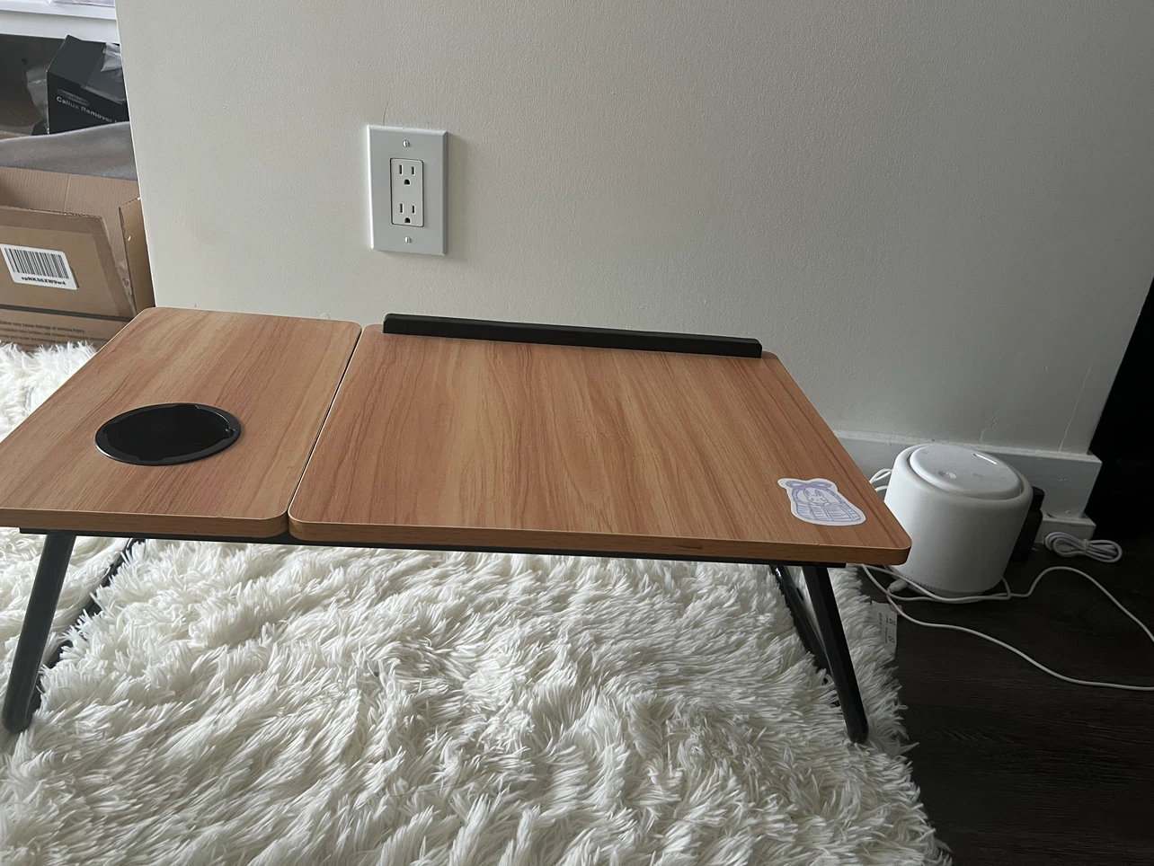 Portable Laptop Bed Desk - photo 2